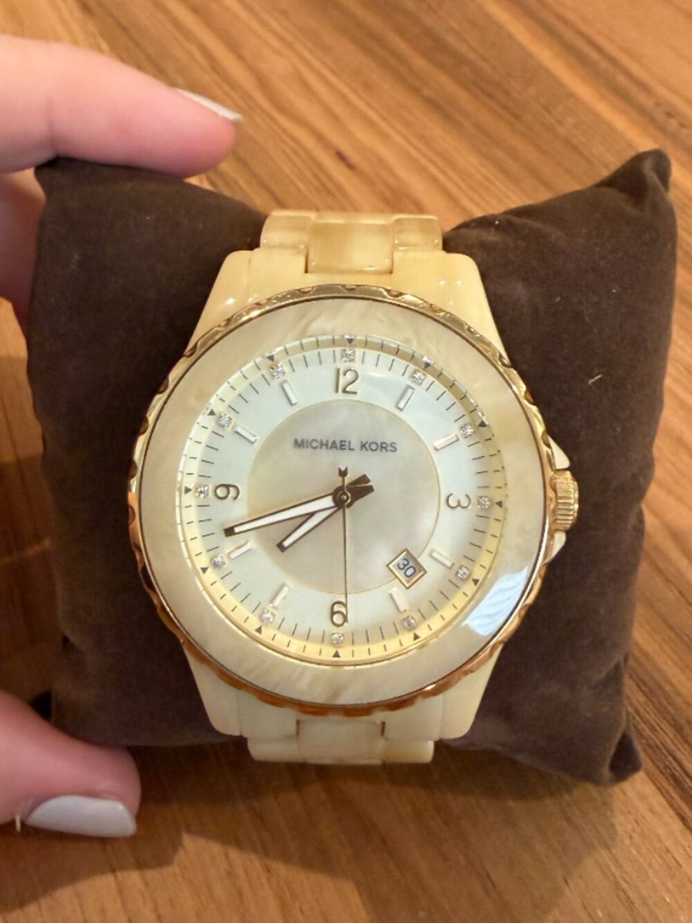 Michael Kors Faux Horn Classic Watch *Great Condition* - MK-5299